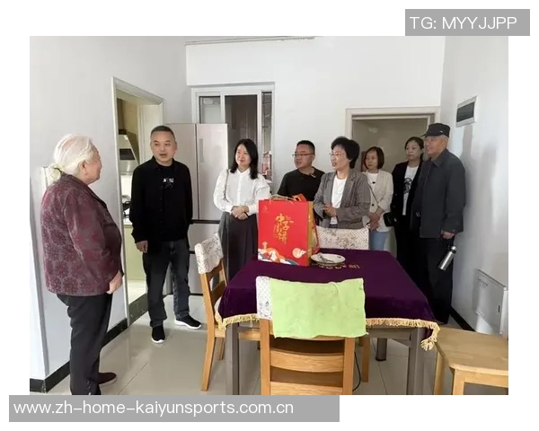 足球明星马超携家人共度欢乐时光展现温馨家庭生活的点滴瞬间 足球明星马超携家人共度欢乐时光展现温馨家庭生活的点滴瞬间